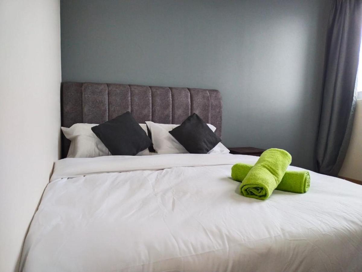 2 Bedrooms With Balcony@ Saville Cheras Extérieur photo
